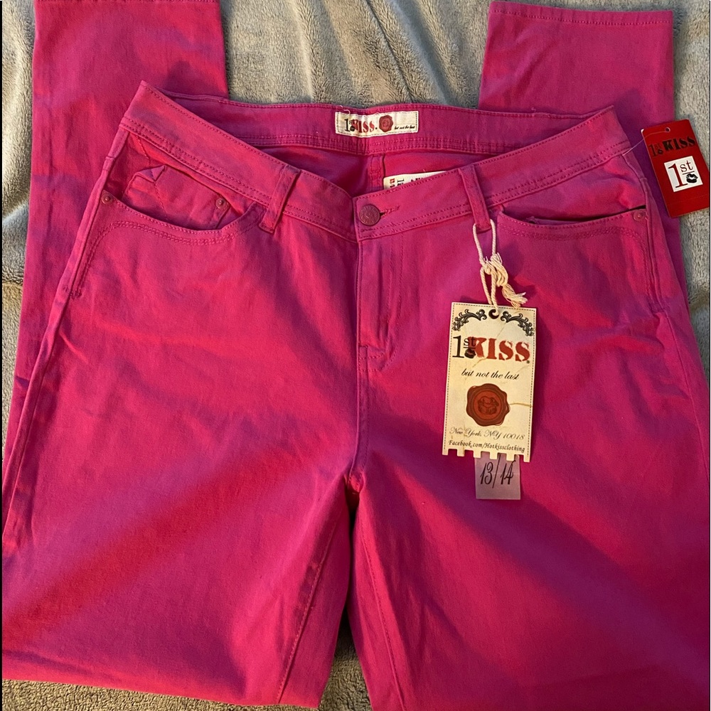 1st kiss pink pants